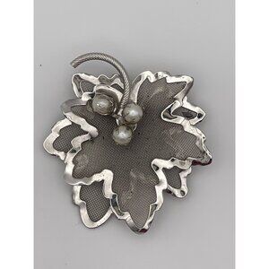 Vintage Coro Double Mesh Silver Tone Leaves Faux Pearl Accents